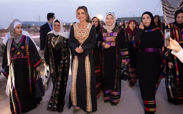 Queen Rania wore a Palestinian embroidery traditional long thoub dress by Kumbaz Fashion House. Jennifer Chamandi