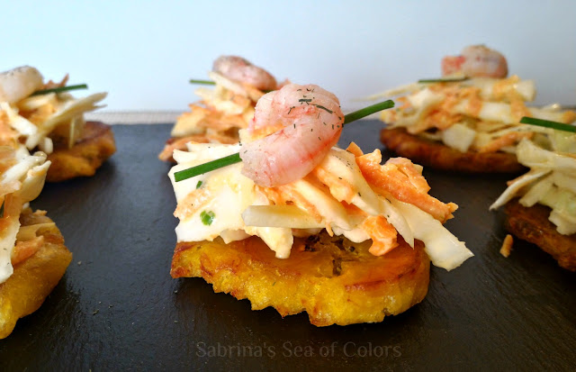 Tostones_con_coleslaw