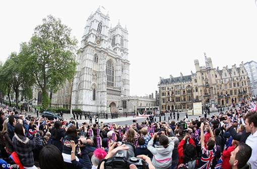 Foto Suasana Pernikahan Pangeran William dan Kate Middleton di Westminster Abbey