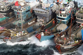 Comandos sulcoreanos abordam pesqueiros ilegais chineses