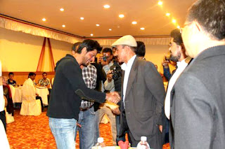 Shahrukh and Yash Chopra spotted at a gala dinner in Ladakh