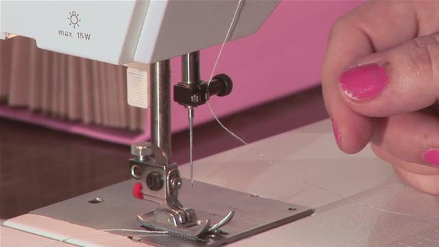 Determine the right needle for a sewing thread