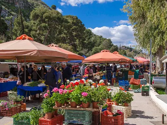 Ποιοι πωλητές θα στίσουν πάγκο το Σάββατο 11/4 στην λαϊκή αγορά του Ναυπλίου 