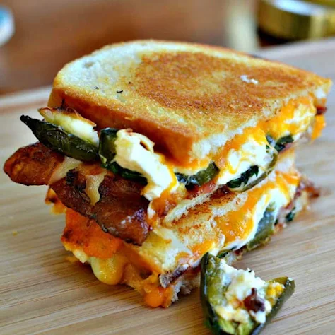 Jalapeno Popper Grilled Cheese Sandwich