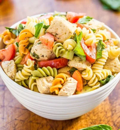 SKINNY CHICKEN PASTA SALAD