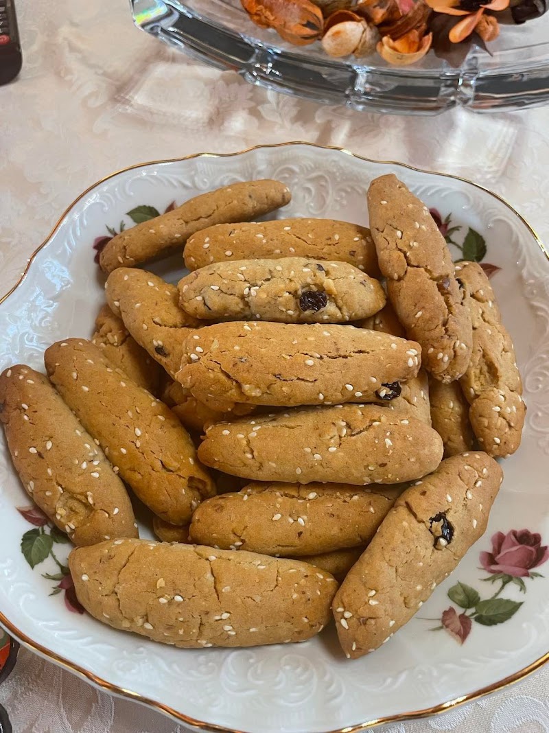 Μπισκότα Νηστίσιμα με καρύδια και σταφίδες 