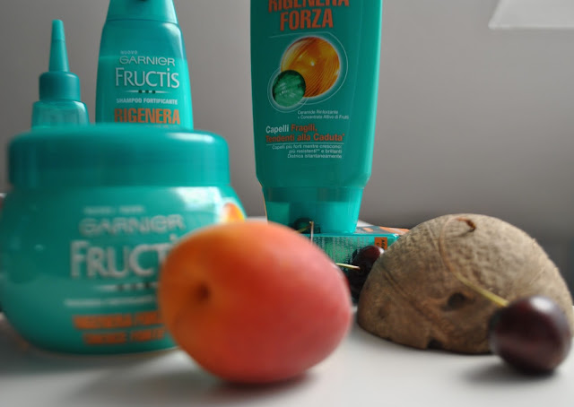 fructis rigenera forza prodotti anti caduta dei capelli come prevenire la caduta dei capelli granire frutti lcura dei capelli beauty come avere capelli più forti cosa usare se cadono i capelli sos caduta capelli cosa devo fare se cadono i capelli che prodotti devo usare per prevenire la caduta dei capelli hair care lozione anti caduta dei capelli mariafelicia magno fashion blogger colorblock by felym blog di moda beauty beauty blog #liberalatuaforza