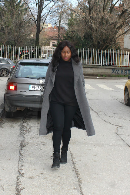 grey coat, timberland boots, fashion blogger