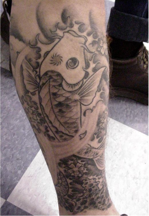 The calf tattoos for guys can also be customized by availing the services of