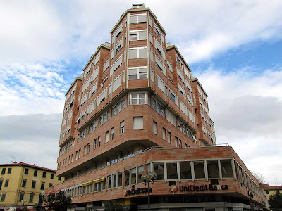 Piazza Attias, Livorno