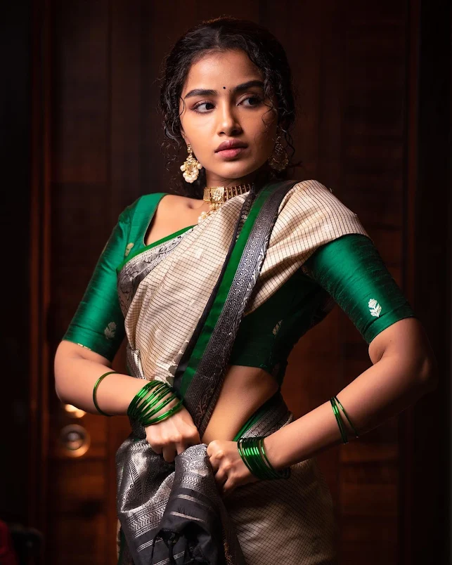 anupama parameswaran stills