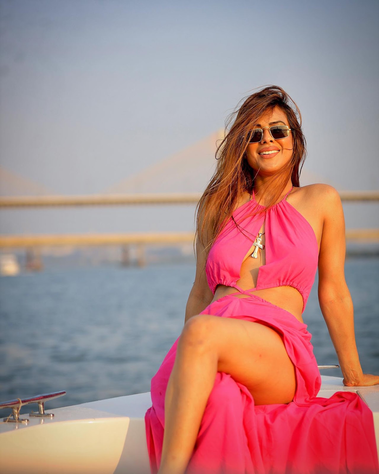 nia sharma sexy legs pink outfit