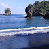 Pesona Pantai Licin Malang Selatan yang Menawan