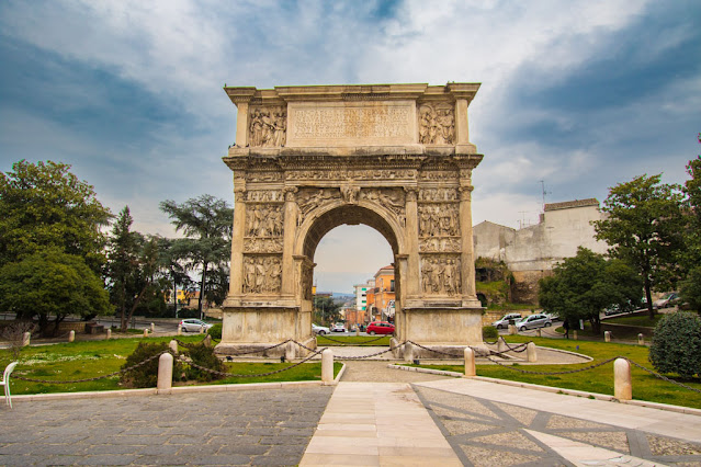 Arco di Traiano-Benevento