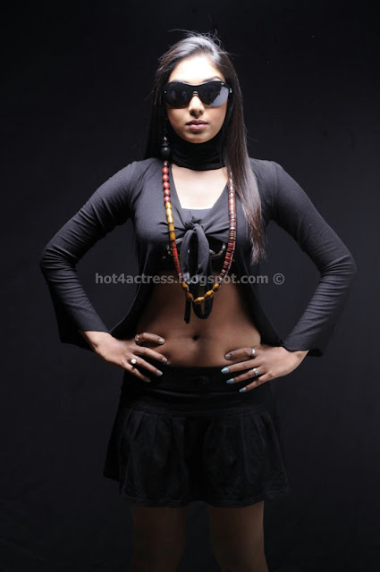 Midhuna hot actress