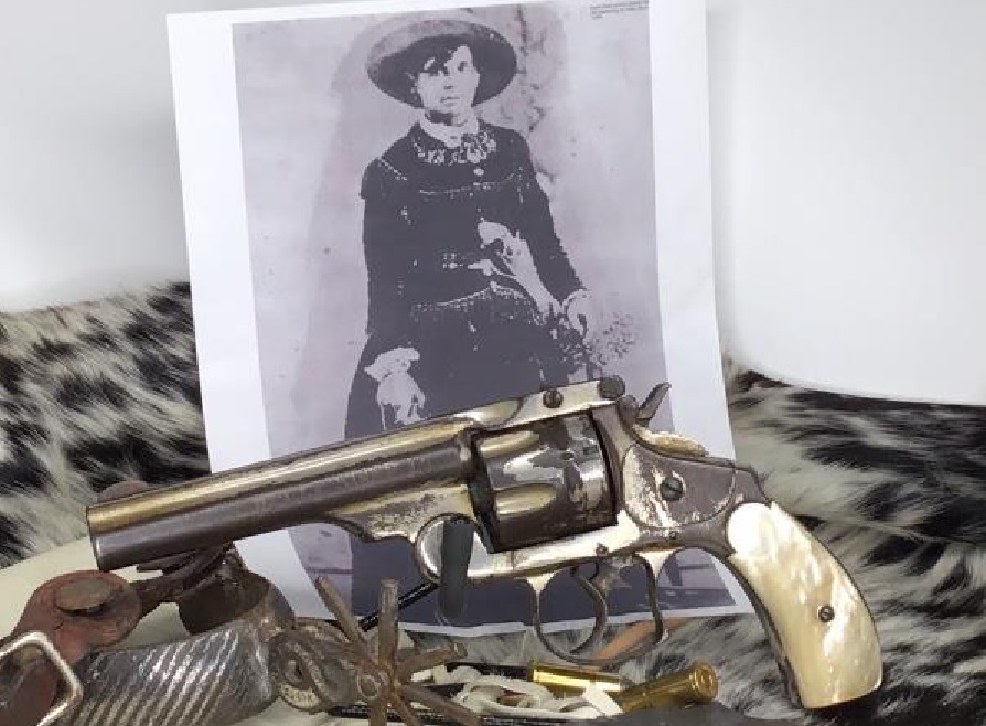 Belle's personal revolver ~
