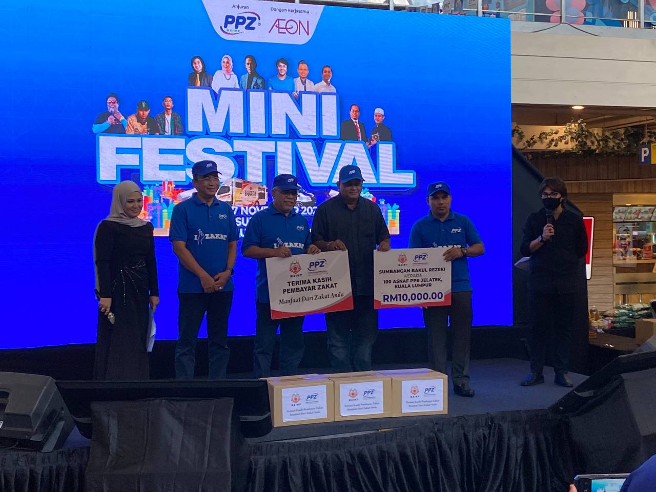 Kemeriahan Mini Festival Year End  Zakat 2022 (YEZ) Berkonsepkan Memberi Tanda Syukur Menawarkan Pelbagai Hadiah Menarik