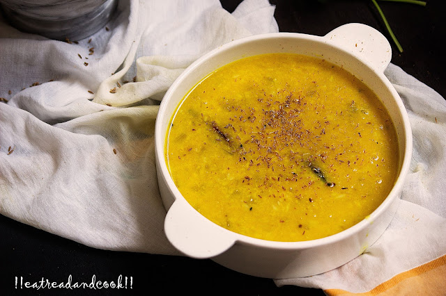 bengali recipe and preparation Lau Dal - Bengali Style Mung Dal with Sweet Bottle Gourd recipe with step by step pictures