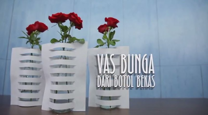 25+ Vas Bunga Dari Botol Bekas, Hiasan Tergokil