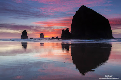 Image of Haystack Rock at Cannon Beach