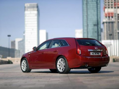 2013 Cadillac CTS Sport Wagon Wallpaper