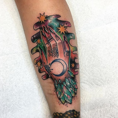 The Vibrant, Spirited Tattoos of Pinkworker Roberto Euán