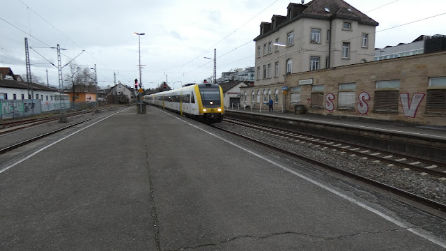 Dreifachtraktion 612 DB Regio als IRE 6 nach Stuttgart Hbf