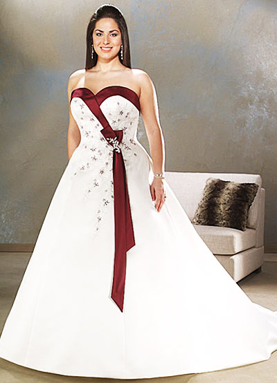 Fit is an area of one plus size wedding dress that needs the most ...