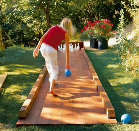 10 Genius DIY Backyard Ideas