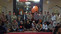 Lanjutkan Program Kapolres Soppeng Safari Subuh,  Kabag Ops Polres Soppeng Sosialisasi Ops Patuh 2023 di Masjid Miftahul Khaer Paowe