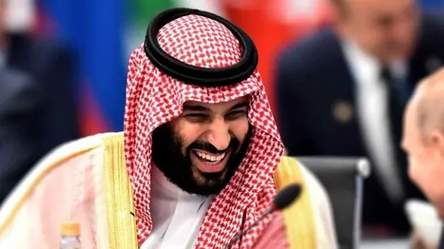 Pangeran Mohammed telah menculik dan menyiksa anggota keluarganya yang lain di Dubai, Uni Emirat Arab. Dalam sebuah dokumen 100 halaman yang ditulisnya, Al-Jabri merasa ia jadi sasaran pembunuhan, lantaran punya informasi yang melemahkan Putra Mahkota Arab Saudi.