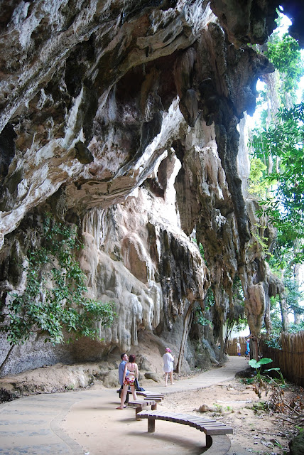 Way to Pranang beach