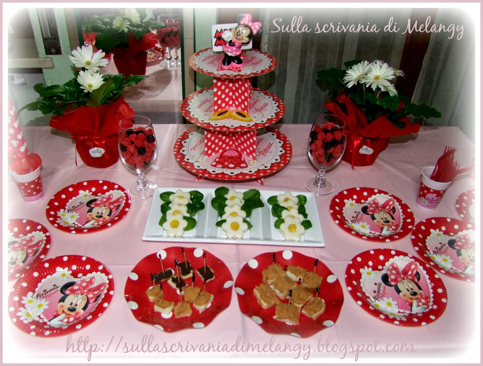 Compleanno Bambini Festa A Tema Minnie Mouse Sulla