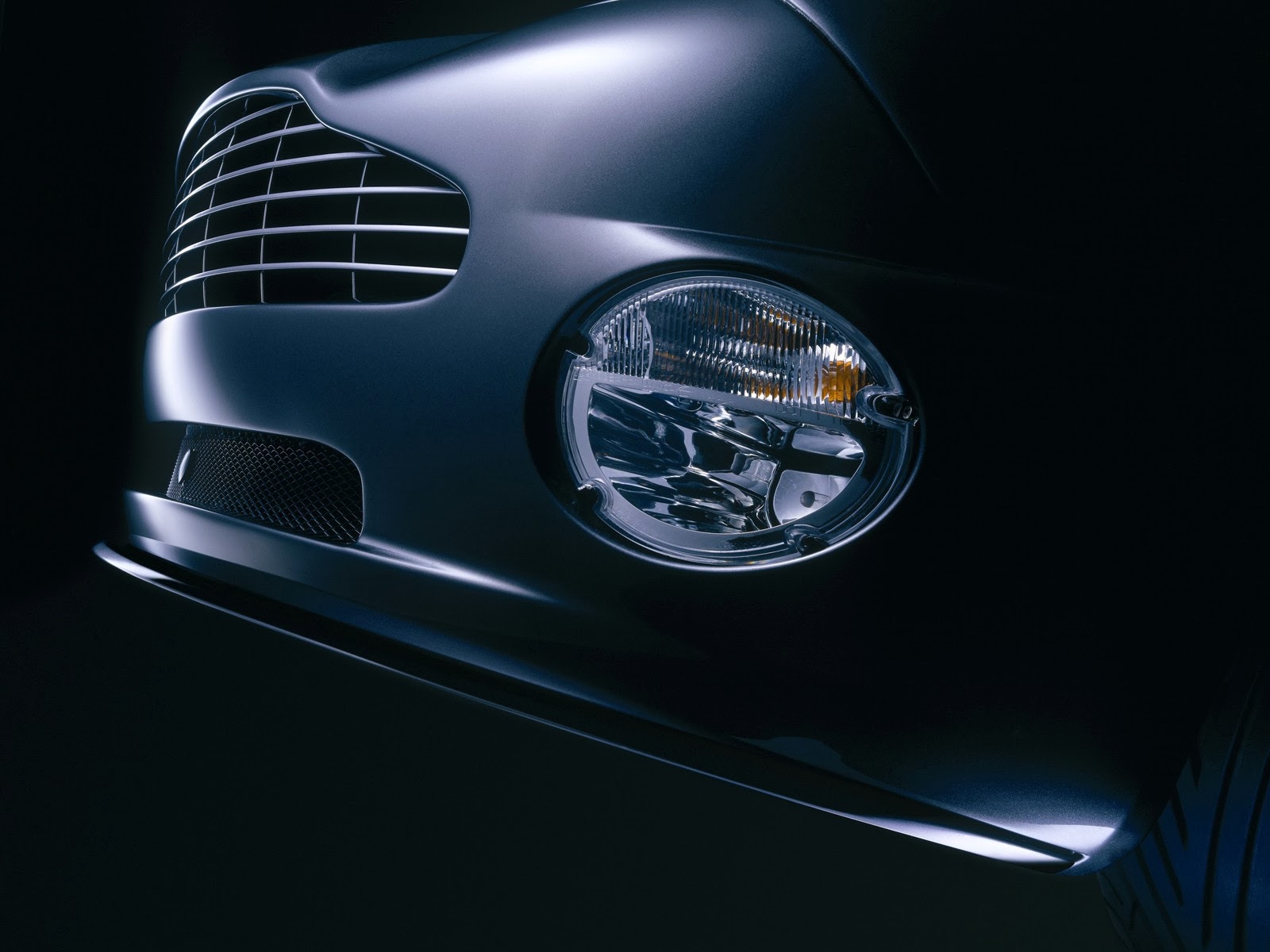 http://www.crazywallpapers.in/2014/02/aston-martin-vanquish-free-wallpapers.html