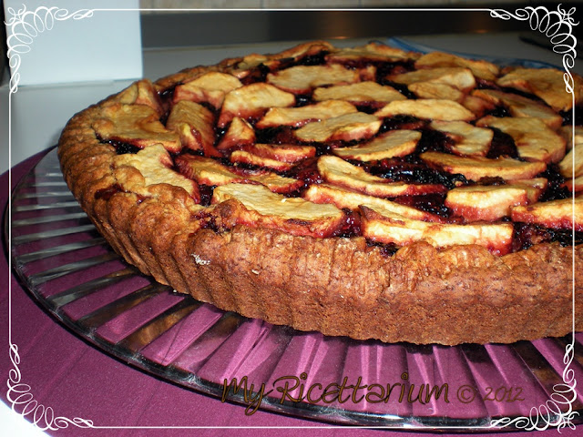 Crostata con mele e marmellata