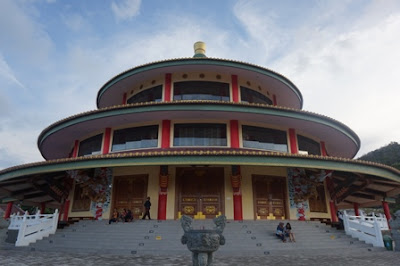 Pagoda Vihara Puri Tri Agung