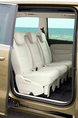 SEAT has released new details about the Alhambra 2011 seats
