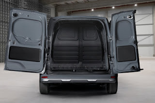 Nissan Townstar Panel Van (2022) Rear