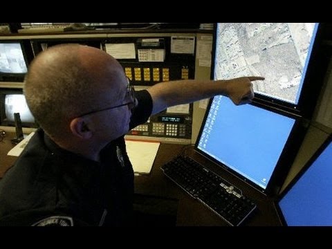 How does police track cell phone