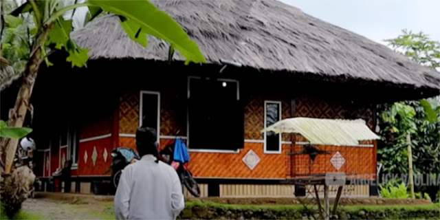 Kampung Adat Melarang Bangun Rumah Tembok