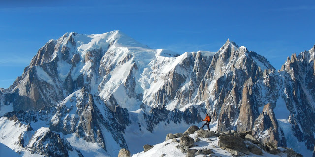 Ski de rando glacier-de-la-vierge massif du Mont-blanc Manu RUIZ