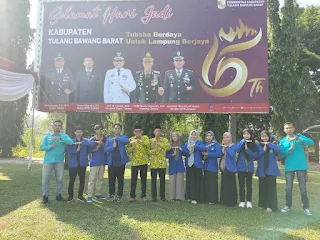 Mahasiswa STES Tunas Palapa Hadiri Upacara Hari Jadi ke-15 Kabupaten Tulang Bawang Barat Rabu (3/4/2024).