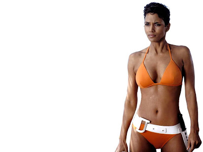 Halle Berry Hot Hd Wallpapers 2013