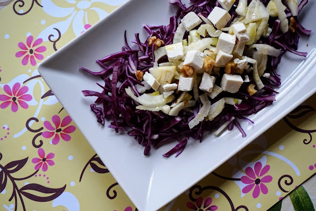 insalata di cavolo rosso, finocchi e ricotta sarda 