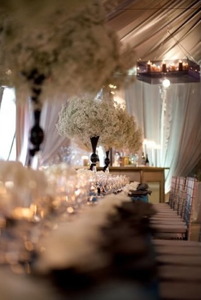 Take a note from this wedding that puts baby's breath front and center stage