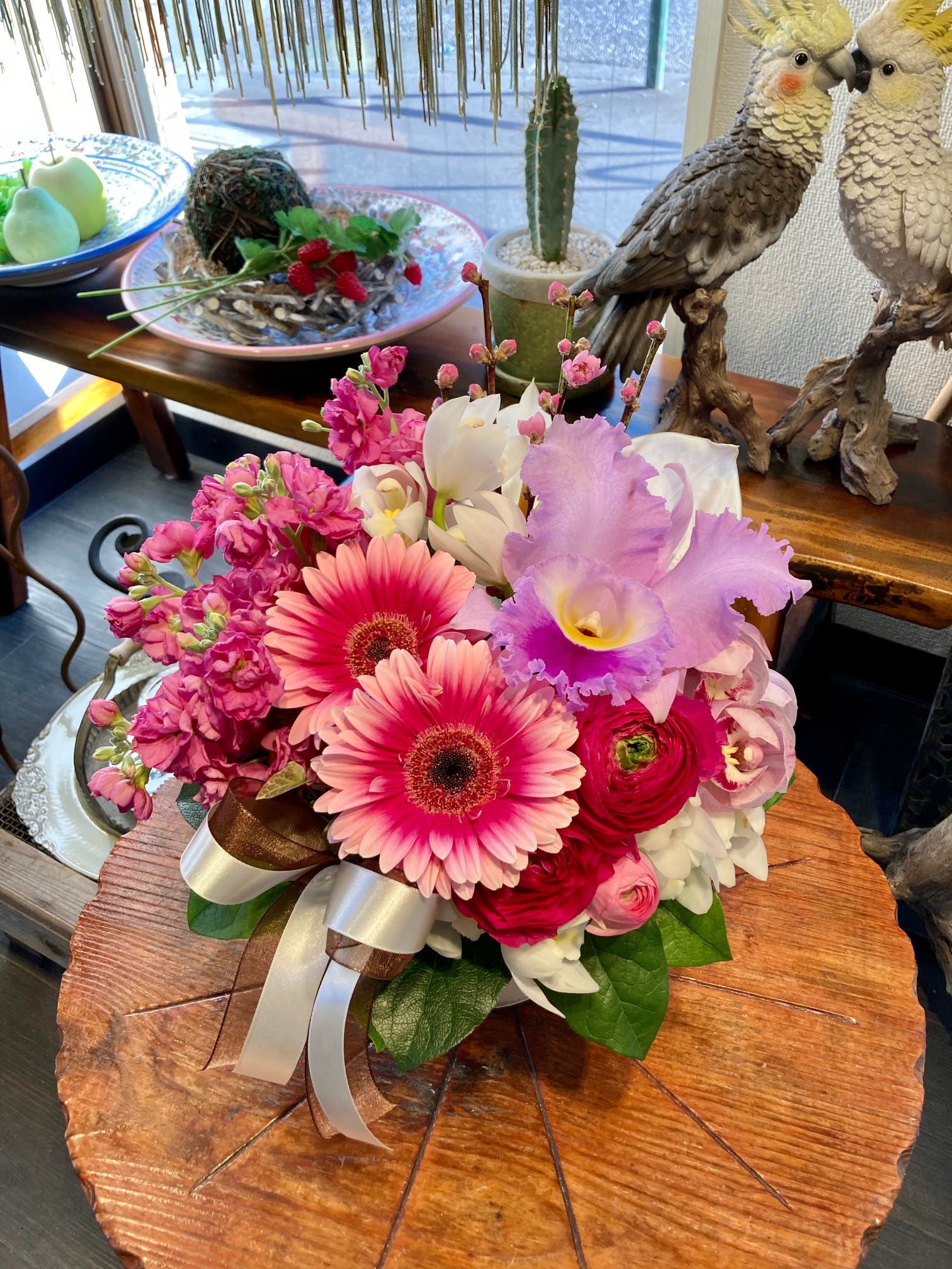 葉織 Haori Flowers 新宿区のお花屋さん ワンちゃんお供え用アレンジメント