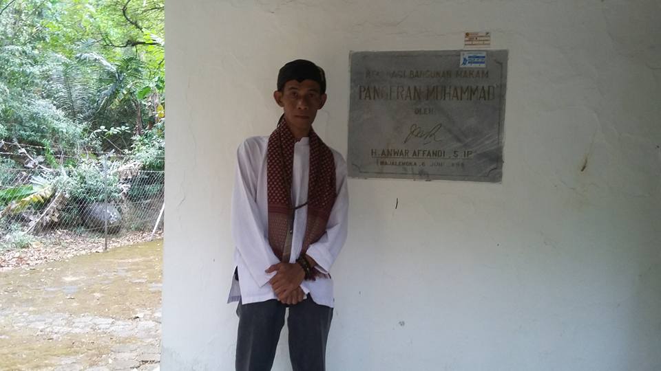 Ziarah ke Makam Pangeran Muhammad di Kampung Cicurug jalan 