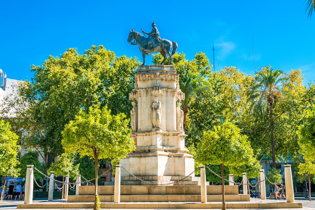 Monumento a Fernando III El Santo