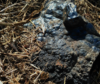 Goethita botroidal camino de Orconera, La Arboleda, Bizkaia