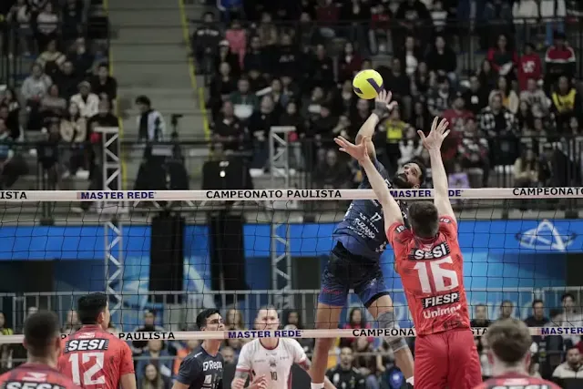 Sesi-Bauru recebeu Suzano em jogo pela Superliga — Foto: Divulgação/Suzano Vôlei